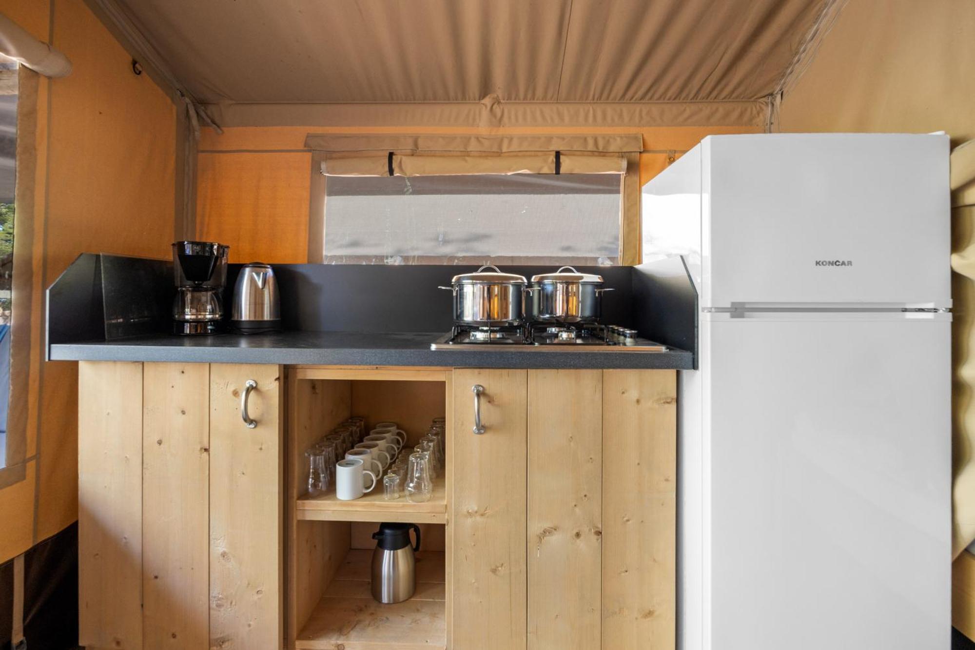 Easyatent Safari Tent Lanterna Červar-Porat Værelse billede