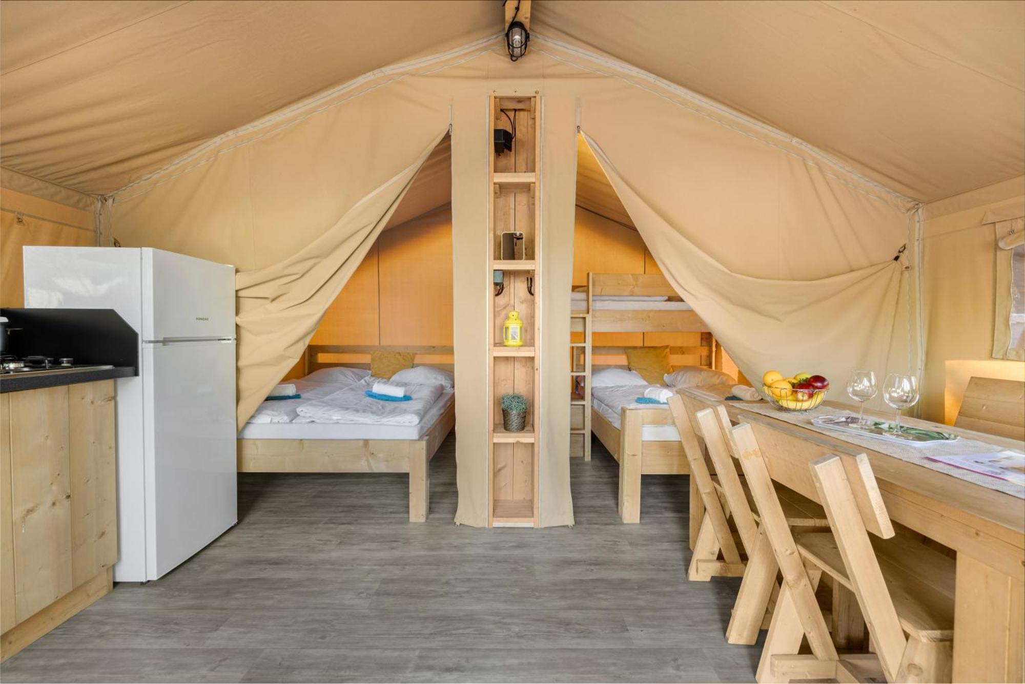 Easyatent Safari Tent Lanterna Červar-Porat Værelse billede