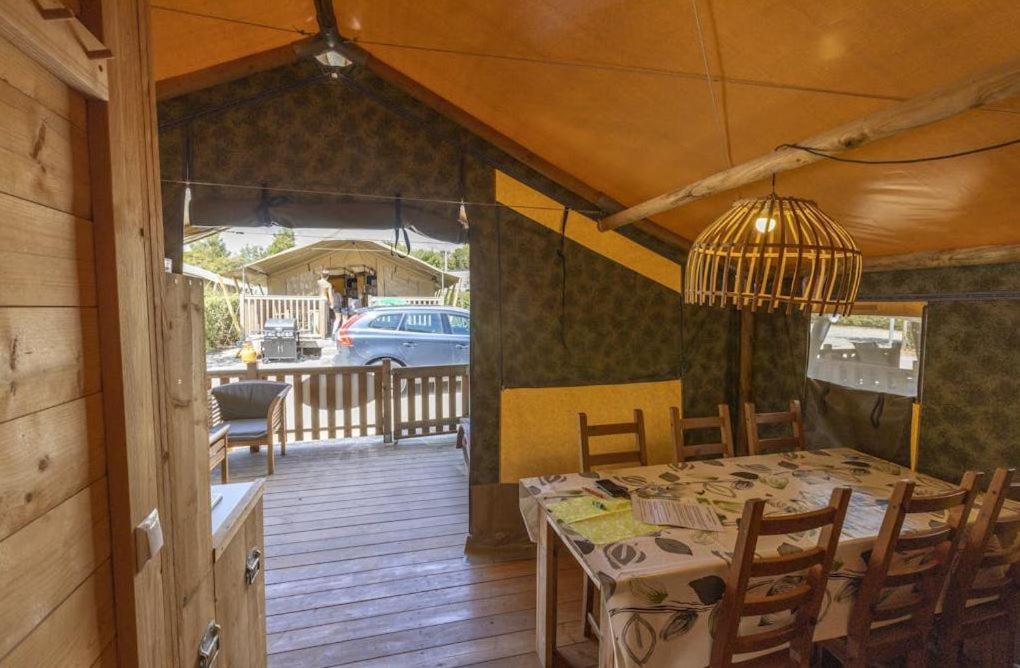 Easyatent Safari Tent Lanterna Červar-Porat Værelse billede