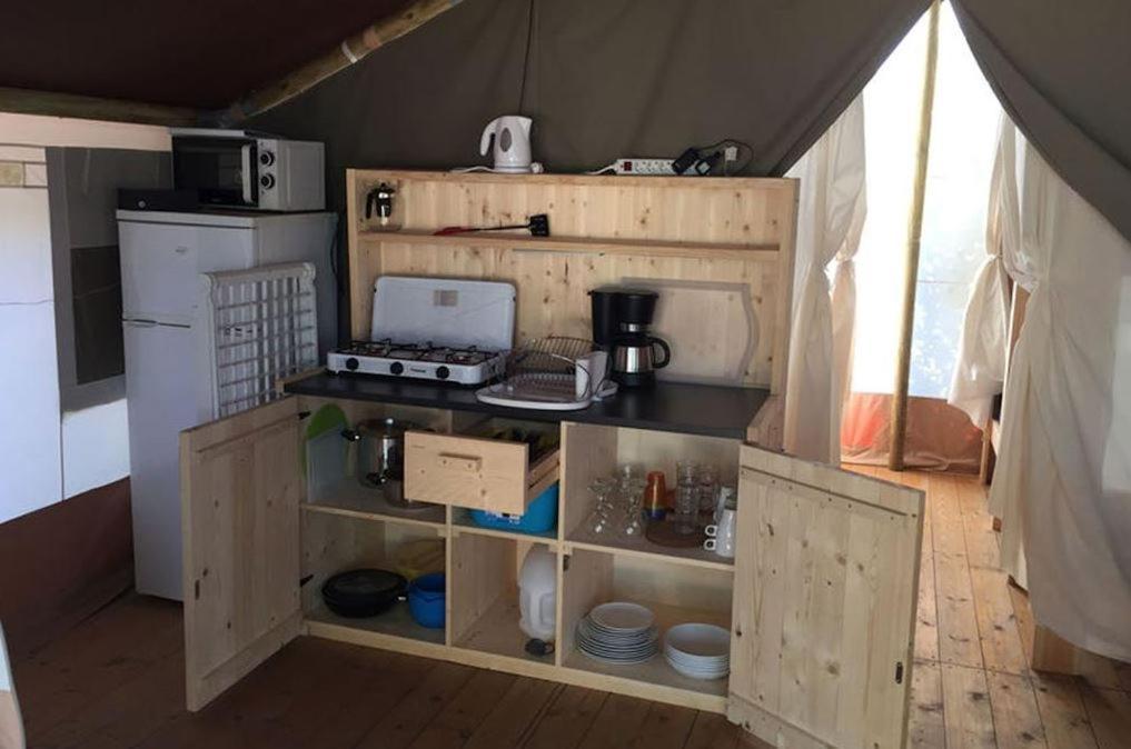 Easyatent Safari Tent Lanterna Červar-Porat Værelse billede